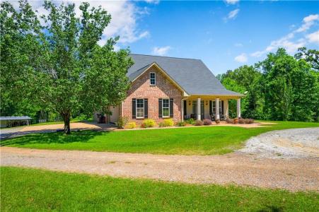 541 Windham Road, Trout, Louisiana 71371, USA
