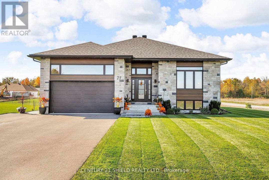 71 DALE STREET, South Stormont, Ontario K0C 1M0, Canada