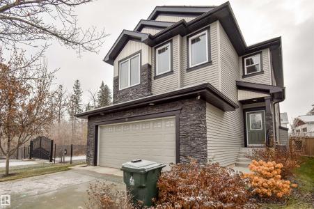 19 MEADOWGROVE LANE, Spruce Grove, Alberta T7X 0W2, Canadá