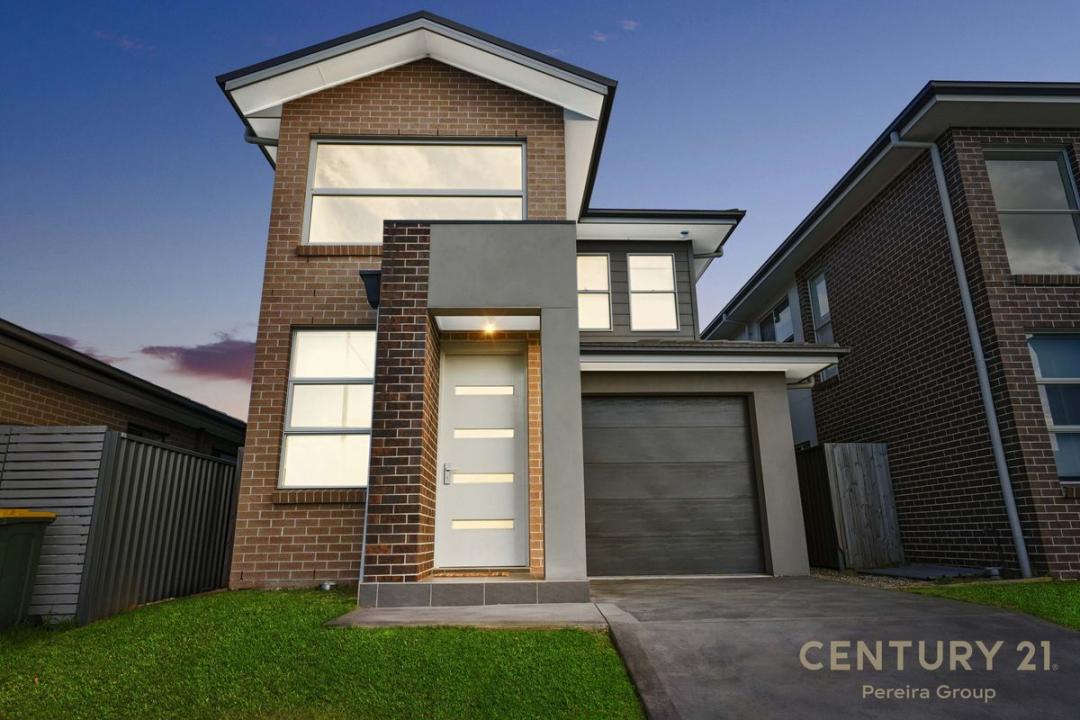 17A Weldon Street, Oran Park, NSW 2570, Australia