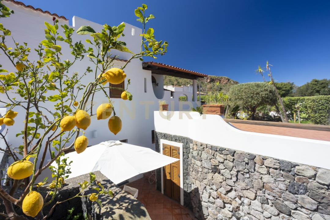 Viale Ruggero Nodari, Lipari, Sicilia 98055, Italie