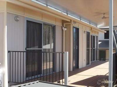2/1A Leichhardt Drive, Moranbah, QLD 4744, Australia
