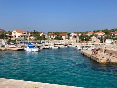 BORAK, Drvenik Mali, Splitsko-dalmatinska Županija 21225, Croatia