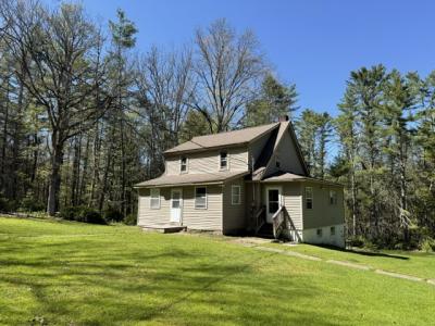 182 Bee Hollow Road , Shohola, Pennsylvania 18458