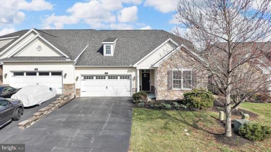 112 Sawgrass Dr, Millersville, Pennsylvania 17551, USA