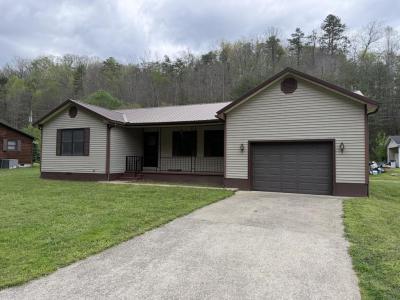 84 Bee Fork Road, Prestonsburg, كنتاكي 41653, الولايات المتحدة
