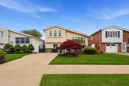159-27 90th Street, Howard Beach, New York 11414, Stati Uniti