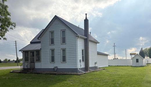 1464 6th Street, Jesup, Iowa 50648, USA