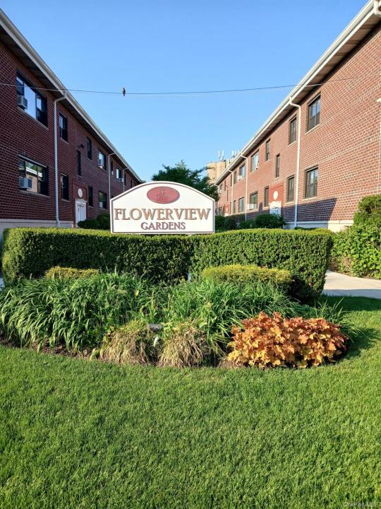55 Tulip Avenue , B5-5, Floral Park, Nueva York 11001, Estados Unidos