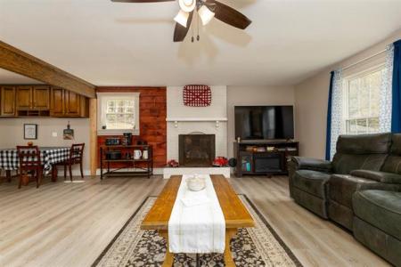 3 Snowshoe Hill Road, Claremont, ニューハンプシャー 03743, アメリカ合衆国