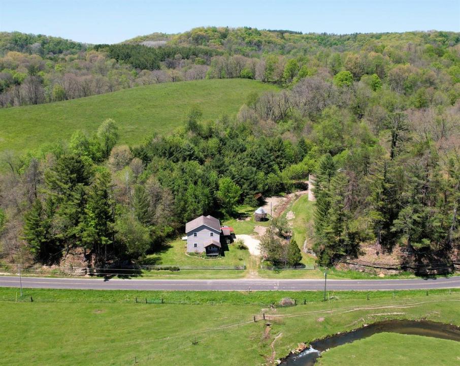 E13970 County Rd F, Ontario, Wisconsin 54651, Estados Unidos