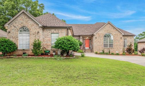 112 Miramar Drive, Maumelle, Arkansas 72113, USA