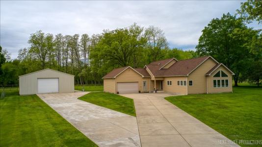6740 Sundown Lane, Yorkville, Illinois 60560, USA