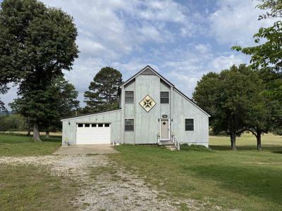 424 School St, Melbourne, Arkansas 72556, USA