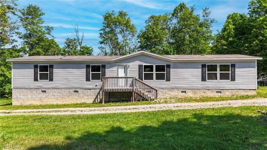 7455 Stanleyville Road, Whipple, Ohio 45788, USA