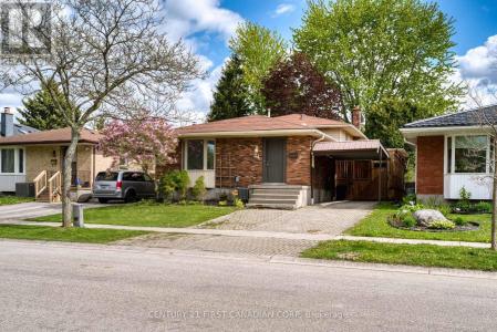 24 BLANCHARD CRESCENT, London North (north I), Ontario N6G 4E2, Canada