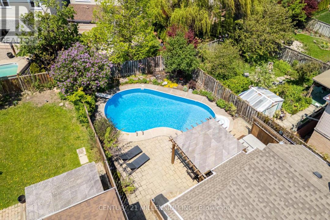 7220 DANTON PROMENADE, Mississauga (meadowvale), Ontario L5N 5C5, Canada
