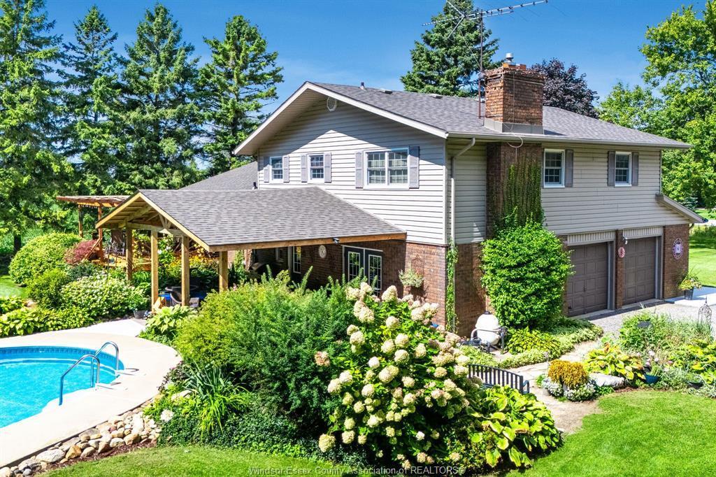 863 ROAD 6 EAST, Ruthven, Ontario N0P 2G0, Canada