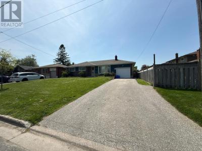 104 GATINEAU STREET, Oshawa (donevan), Ontario L1H 7G5, Canada