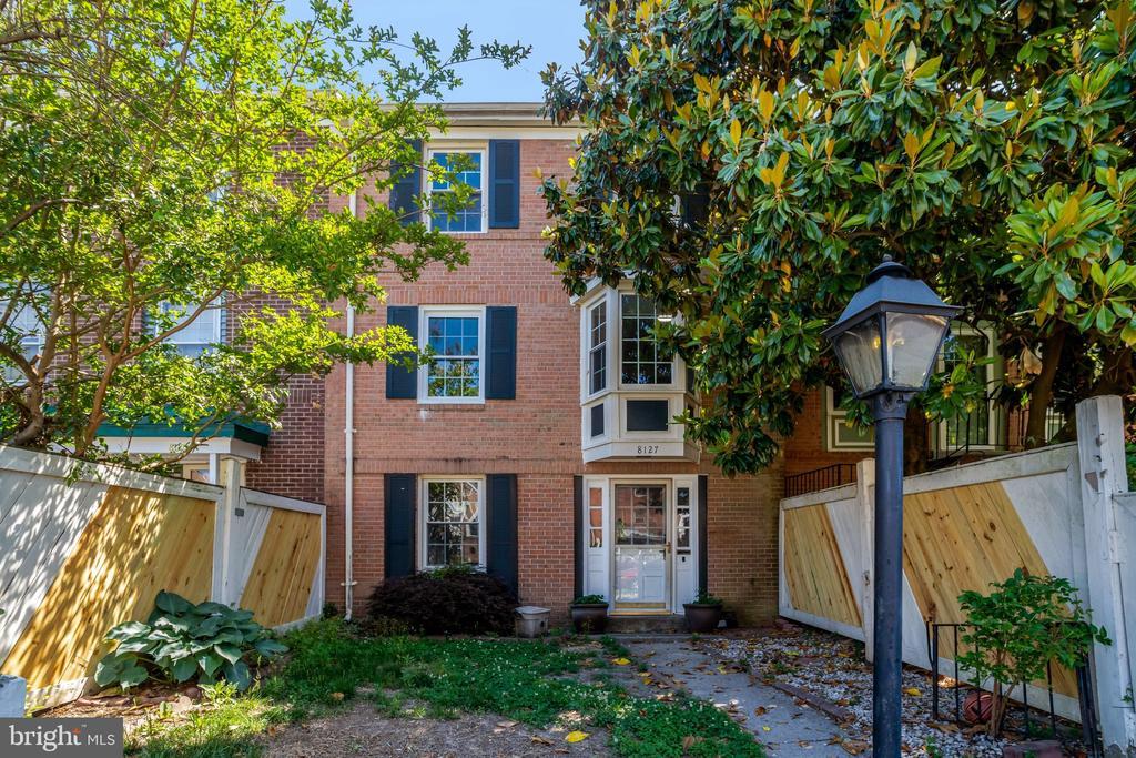 8127 Pinelake Court, Alexandria, 버지니아 22309, 미국
