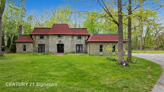 3463 Highland, Bay City, Michigan 48706, USA