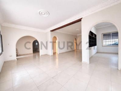 BARRIO CENTENARIO 35, Guayaquil, Guayas 00001, Ecuador