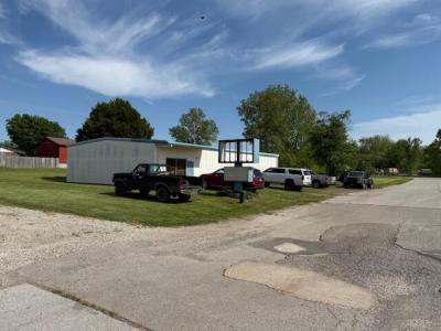 522 Sycamore Avenue, Aurora, Missouri 65605, USA