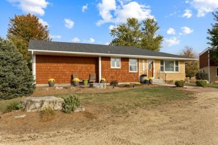 8770 Lettow Rd, Kingston, Illinois 60145, USA
