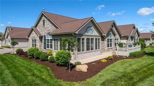 1930 Fairways Dr, Streetsboro, Ohio 44241, USA