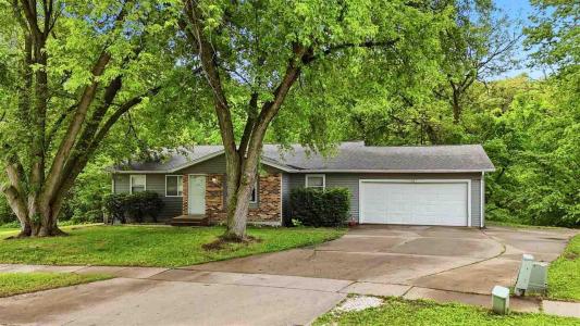1467 Valley View Dr., Coralville, Iowa 52241, USA