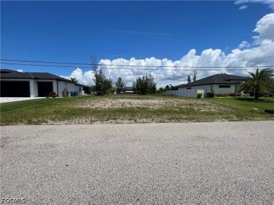 2111 SW 17th Place, Cape Coral, Florida 33991, USA