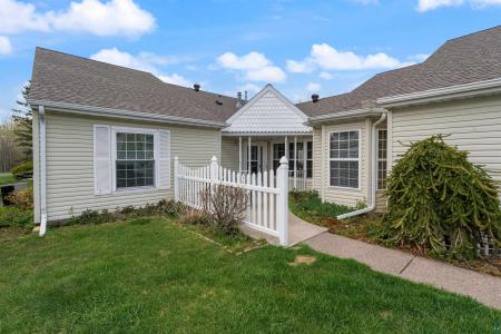 2150 Miller Creek Dr , 8, Duluth, Minnesota 55811, USA