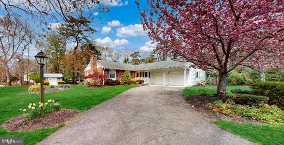 7 Pin Oak Trail, Medford, NJ 08055, USA