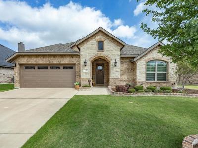 135 Crockett Drive, Waxahachie, Texas 75165, USA