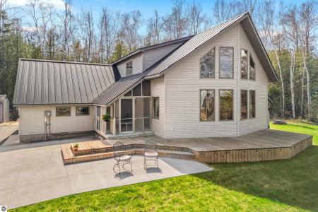 3998 N Us-23 N, Rogers City, Michigan 49779, USA