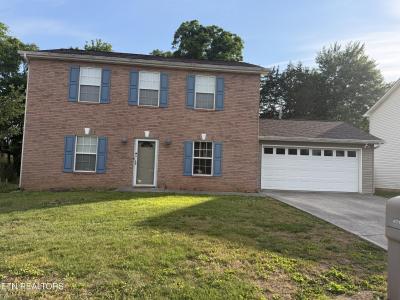5609 Still Meadow Lane, Knoxville, Tennessee 37918, USA