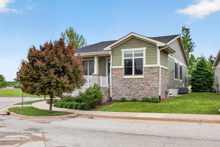 570 S Crescent Way, West Des Moines, Iowa 50266, Estados Unidos