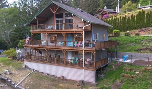 25635 Sandlake, Cloverdale, Oregon 97112, USA