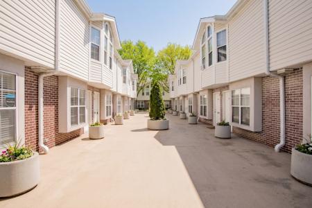 5039 Warren Street, Skokie, Illinois 60077, Estados Unidos
