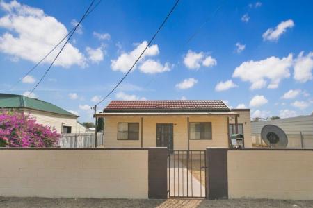 164 Newton Street, Broken Hill, NSW 2880, Australia