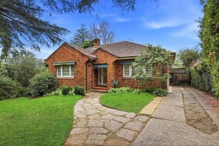 33 Bobbin Head Road, Pymble, NSW 2073, Australia