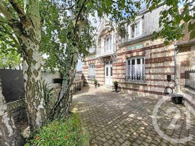 Lacroix St Ouen, Picardie 60610, France