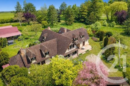 Croth, Haute-Normandie 27530, アキタン