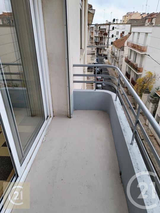 Beziers, Languedoc-Roussillon 34500, France