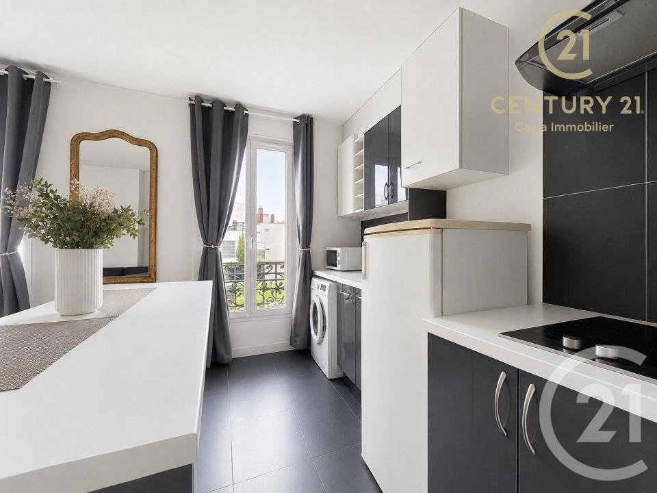 Puteaux, Île-de-France 92800, Francja