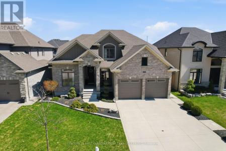 1042 MELSETTER WAY, London North (north S), Ontario N6G 0S5, Canada