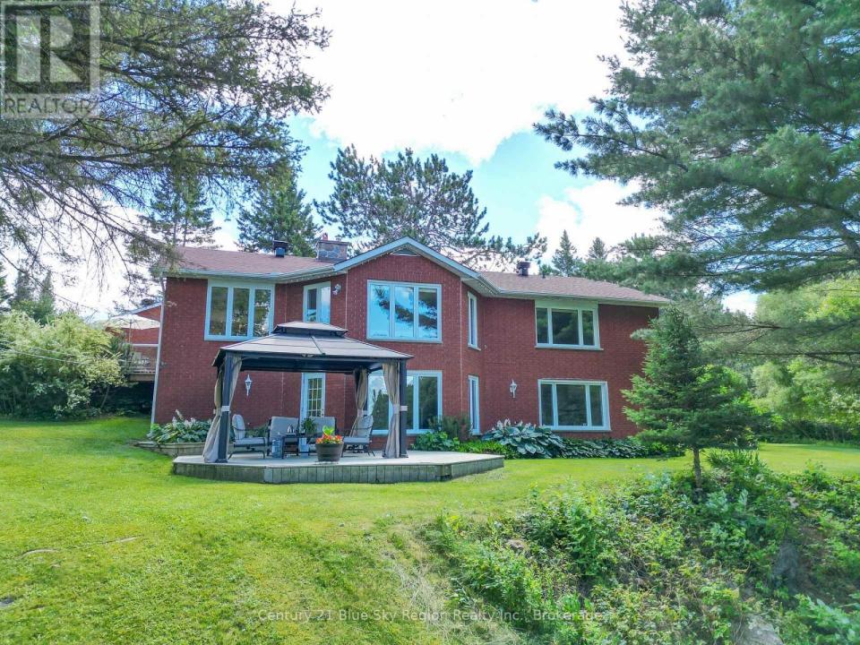 353 MACPHERSON DRIVE, East Ferris, Ontario P0H 1K0, Canada