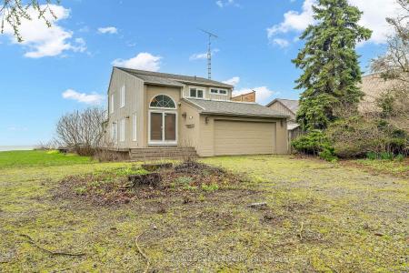 151 CEDAR CREST BEACH ROAD, Clarington, أونتاريو L1C 5R2, كندا 