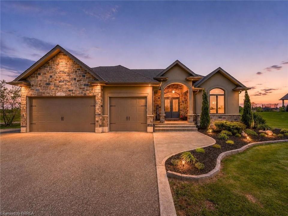 3 MYERSCOUGH ROAD, Brantford, Ontario N3T 5L6, Kanada