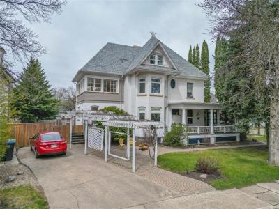 1608 LORNE AVENUE, Brandon, Manitoba R7A 0W1, Kanada